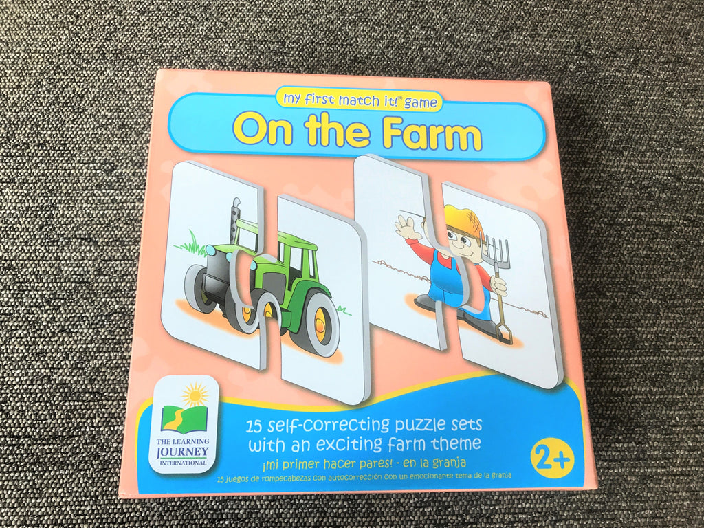 CHILDREN'S FARM MATCHING GAME WITH 15 SETS OF TWOPIECE "PUZZLE" CARDS