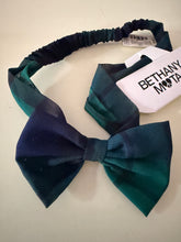 GREEN/NAVY PLAID SOFT, ELASTICIZED GIRL'S/PRETEEN BOW HEADBAND