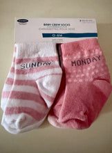 PINK/WHITE BABY DAY-OF-THE-WEEK CREW SOCKS (SIZE 0-6 MONTHS)