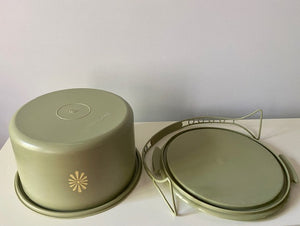 VINTAGE TUPPERWARE CAKE CARRIER (3-PIECE SET):  MADE IN THE USA!