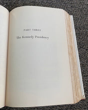 KENNEDY BY THEODORE C. SORENSEN, VINTAGE 1965 HARDBACK BOOK B-Q PRINTING