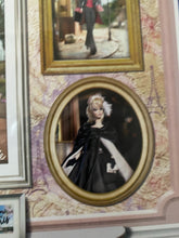 500-PIECE BARBIE IN PARIS PHOTOGRAPHS PUZZLE