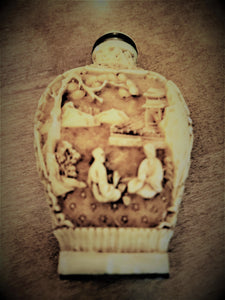 INTRICATELY-CARVED, TEENY-TINY CHINESE SNUFF BOTTLE