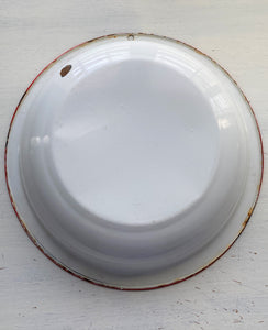 VINTAGE, LARGE, ROUND WHITE WITH RED TRIM, ENAMEL WASH BASIN--BEAUTIFUL AND CLASSIC