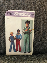 VINTAGE 1976 PATTERN