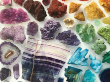 500-PIECE PUZZLE--A RAINBOW-Y ARRANGEMENT OF GORGEOUS CRYSTALS