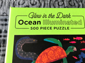 500-PIECE FRESH AND MODERN, SUPER-COOL OCEAN LIFE PUZZLE (GLOWS IN THE DARK!)