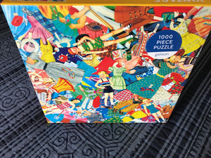 1,000-PIECE PUZZLE WITH RETRO, RAINBOW-COLORED PAPER DOLL COLLAGE