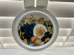 ARTSY, VINTAGE TRAY/WALL DECOR (WITH ATTACHED PLATE HANGER)--SO CLASSY, SO LOVELY, SO LIGHTWEIGHT, AND...SO CHEAP!