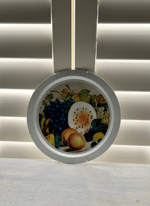 ARTSY, VINTAGE TRAY/WALL DECOR (WITH ATTACHED PLATE HANGER)--SO CLASSY, SO LOVELY, SO LIGHTWEIGHT, AND...SO CHEAP!