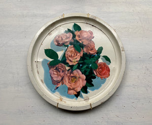 SEVEN-ROSE, ROUND, METAL, VINTAGE TRAY WALL DECOR--GORGEOUS AND TIMELESS