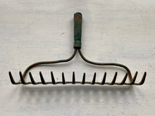 VINTAGE RAKE HEAD FOR FARMHOUSE DECOR:  VERY RARE 14-PRONGS