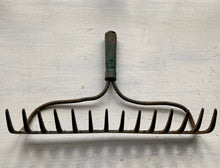 VINTAGE RAKE HEAD FOR FARMHOUSE DECOR:  VERY RARE 14-PRONGS