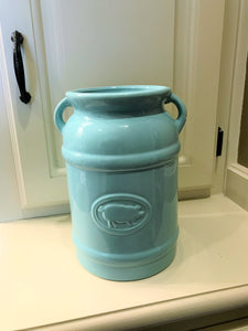 RED, WHITE, AND TEAL! EXTRA-PRETTY FARMHOUSE UTENSIL CROCK WITH SIX UTENSILS