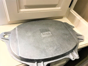 INDUSTRIAL-GRADE "BIG PIG" GRILL PAN:  FARMHOUSE-STYLE, HUGE, SO CUTE, AND AMAZING BARGAIN PRICE (ATTENTION, PIG COLLECTORS!)