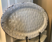 HUGE, BEAUTIFUL, ANTIQUE-LOOK IVORY PLATTER (MELAMINE/EXTRA-STURDY)