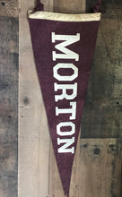 VERY RARE, VERY SPECIAL, VERY BEAUTIFUL "MORTON" EXTRA-LARGE VINTAGE COLLEGE PENNANT