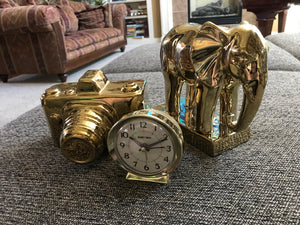 GORGEOUS GOLD ELEPHANT SITTING DECOR