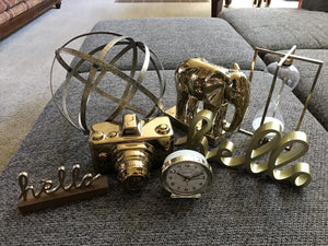 GORGEOUS GOLD ELEPHANT SITTING DECOR