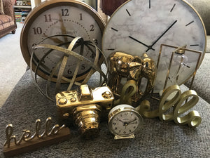 GORGEOUS GOLD ELEPHANT SITTING DECOR