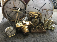 GORGEOUS GOLD ELEPHANT SITTING DECOR