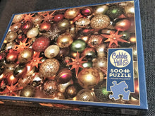 500-PIECE CHRISTMAS-Y, BEAUTIFUL, GOLD-TONED ORNAMENTS PUZZLE (MADE IN THE USA!)