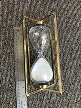 GOLD FOUR-CORNER HOURGLASS (WITH WHITE SAND)