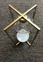 GOLD FOUR-CORNER HOURGLASS (WITH WHITE SAND)