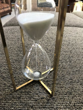 GOLD FOUR-CORNER HOURGLASS (WITH WHITE SAND)