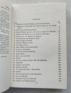 VINTAGE COOKBOOK "JEWISH COOKERY/A COMPLETE GUIDE TO JEWISH COOKING WITH THE TRADITIONAL RECIPES FOR ALL NOTABLE JEWISH DISHES, SUGGESTED MENUS, SPECIAL HOLIDAY FOODS, ETC." TWENTIETH PRINTING/OCTOBER 1971