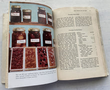 VINTAGE COOKBOOK "FREEZING AND CANNING COOKBOOK" BY "FARM JOURNAL" HARDBACK WITH DUST JACKET (FIRST EDITION/1963)