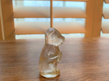 RARE! VINTAGE 1930S/1940S, TINY SITTING UP/BEGGING SCOTTIE DOG--PRESSED DEPRESSION GLASS (MADE IN THE USA)