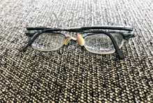 FANCY-SCHMANCY CAT-EYE VINTAGE SPECS