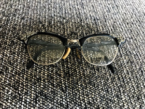 FANCY-SCHMANCY CAT-EYE VINTAGE SPECS