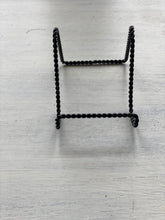 SMALL-SIZED BLACK METAL EASEL/PLATE STAND WITH EXTRA-PRETTY TWISTED-WIRE FINISH
