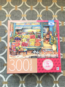 300-PIECE FRESH FRUIT STAND..."COME ON IN" COUNTRY LIFE PUZZLE