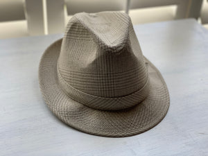 VINTAGE DORFMAN PACIFIC FEDORA--HEAVYWEIGHT AND BEAUTIFUL/SUBTLE PLAID PATTERN