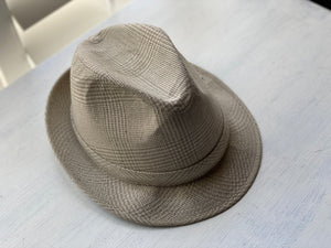 VINTAGE DORFMAN PACIFIC FEDORA--HEAVYWEIGHT AND BEAUTIFUL/SUBTLE PLAID PATTERN