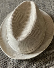 VINTAGE DORFMAN PACIFIC FEDORA--HEAVYWEIGHT AND BEAUTIFUL/SUBTLE PLAID PATTERN