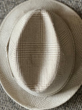 VINTAGE DORFMAN PACIFIC FEDORA--HEAVYWEIGHT AND BEAUTIFUL/SUBTLE PLAID PATTERN