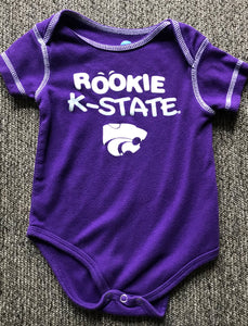 3-6 MONTH NCAA ADORABLE "ROOKIE K-STATE" PURPLE BABY BODYSUIT