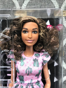 CURLY-HAIRED, SOUTHWEST-LOOK BARBIE/"FASHIONISTAS" BARBIE
