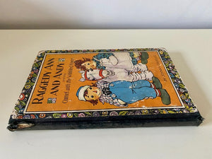 RARE "RAGGEDY ANN AND ANDY AND THE CAMEL WITH THE WRINKLED KNEES" BY JOHNNY GRUELLE/1924 FIRST EDITION
