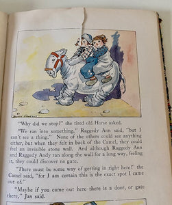 RARE "RAGGEDY ANN AND ANDY AND THE CAMEL WITH THE WRINKLED KNEES" BY JOHNNY GRUELLE/1924 FIRST EDITION