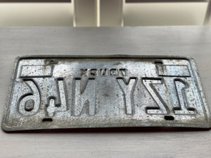 VINTAGE LICENSE PLATE:  TEXAS TRUCK--LET'S ROLL!