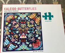 500-PIECE BUTTERFLY-THEMED, KALEIDOSCOPE-STYLE ARTWORK PUZZLE (ATTENTION, ALL BUTTERFLY-LOVERS)