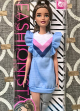 CUTIE PIE BRUNETTE BARBIE (WHO JUST HAPPENS TO HAVE A PROSTHETIC LEG)