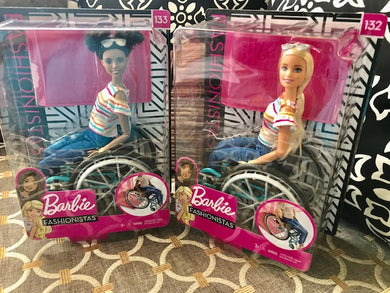 LET'S GO! BEAUTIFUL BARBIE WITH HER WHEELCHAIR