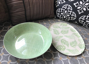 SPRINGTIME/SUMMERTIME LIGHT GREEN/CREAM SERVING BOWL AND FERN-PATTERN SMALL TRAY TWO-PIECE SET