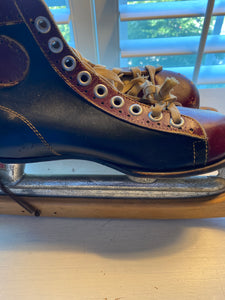 VINTAGE CANADIAN FLYER TORPEDO BLACK/MAROON, LEATHER ICE SKATES (COMPLETE WITH WOOD BLADE COVERS)--MADE IN THE USA AND POSSIBLY FROM THE 1930S-1940S